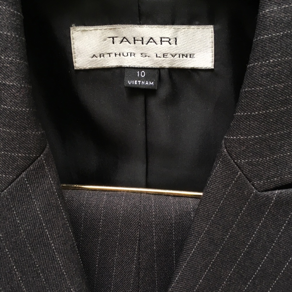 TAHARI ASL pant suit S-10 regular